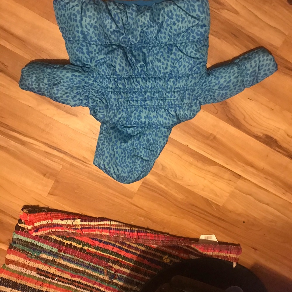 Girls Jacket 🧥 - Picture 7 of 7